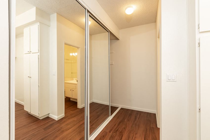 The Reno Country Club Apartments, 120140 S. Reno St., Los Angeles, CA